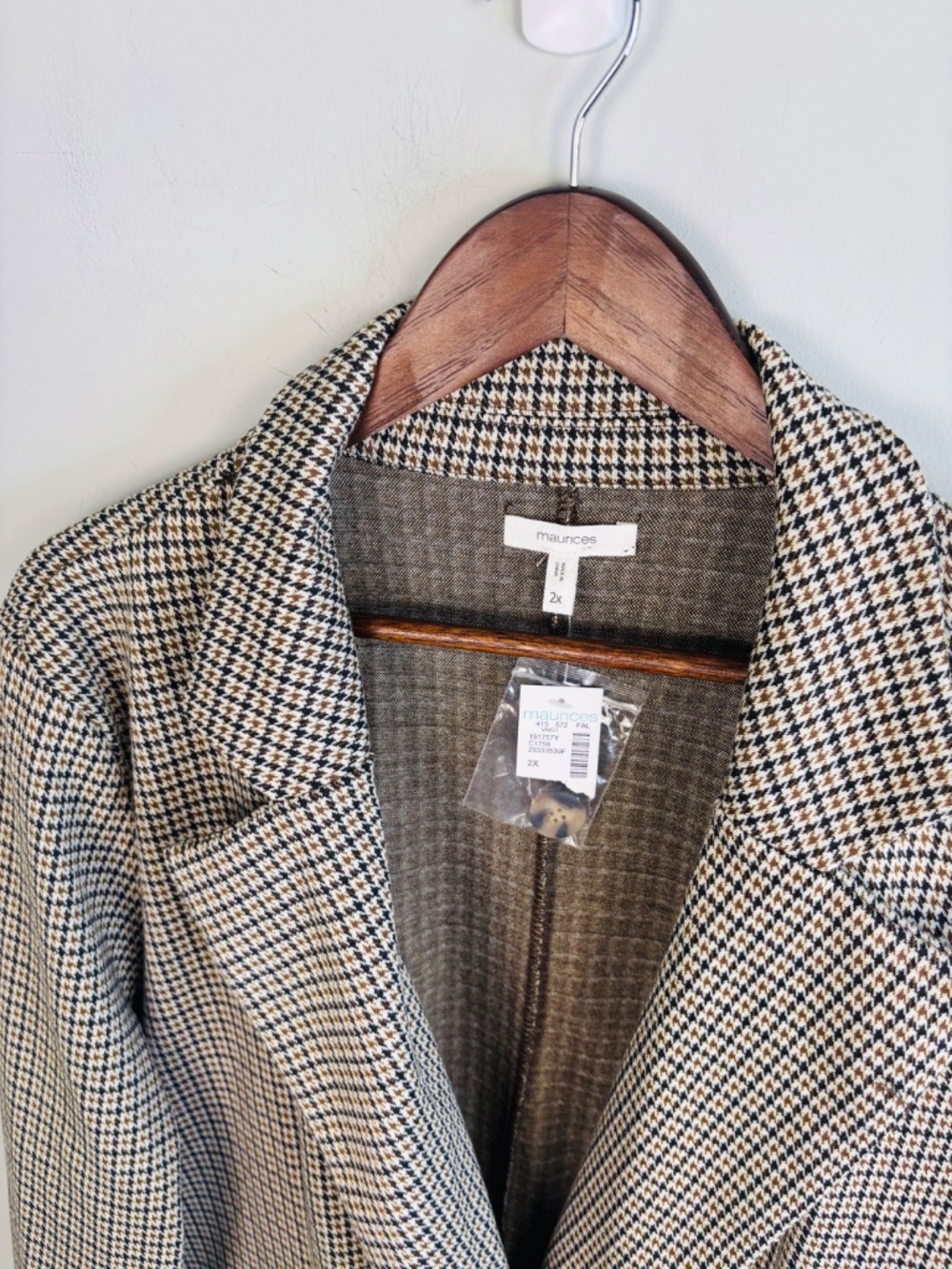 Maurices Houndstooth Boyfriend Blazer NWT Size 2X - Picture 3 of 4